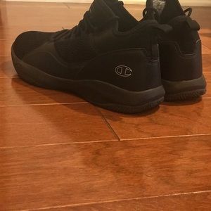 Champion Mens Clutch Slip-On Basketball Shoe Champion Mens Clutch Slip-On Basketball Shoe